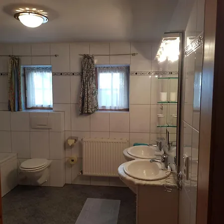 Hauspircher Apartman